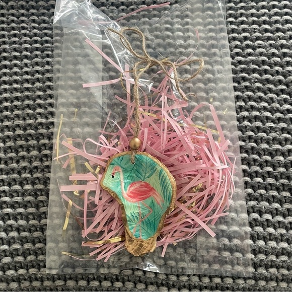 Oyster Shell Wine Bottle Topper or Tree Ornament - Picture 5 of 6